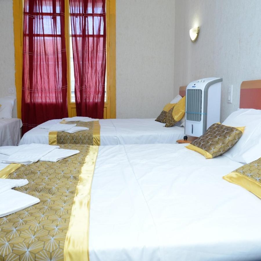 Hotel Aux Armes De Belgique Lourdes Buitenkant foto