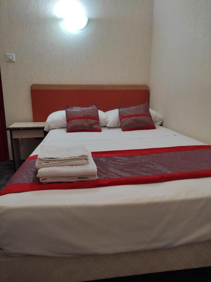 Hotel Aux Armes De Belgique Lourdes Buitenkant foto